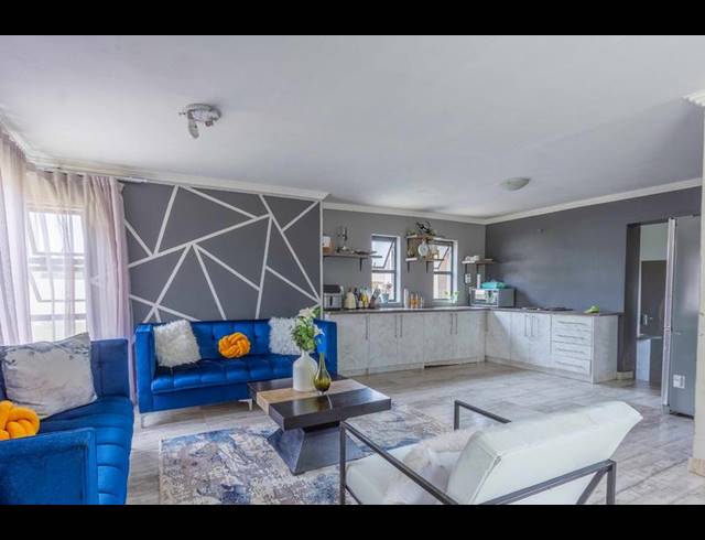 5 BEDROOM HOUSE FOR SALE IN COPPERLEAF ESTATE